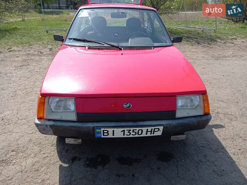 Хетчбек ЗАЗ 1102 Таврія-Нова 2001 в Краматорську