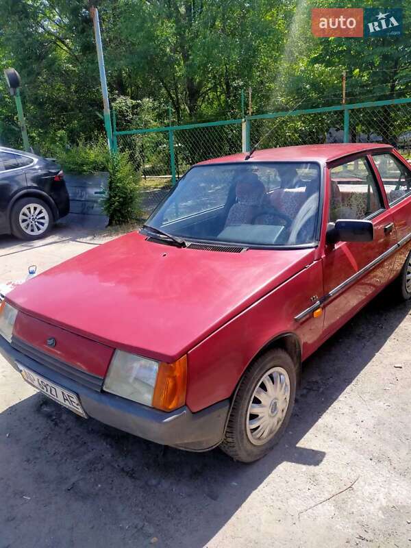 Хетчбек ЗАЗ 1102 Таврія-Нова 2003 в Дніпрі