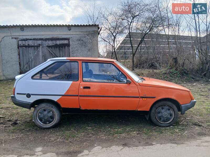 Хетчбек ЗАЗ 1102 Таврія-Нова 2004 в Озаринцях