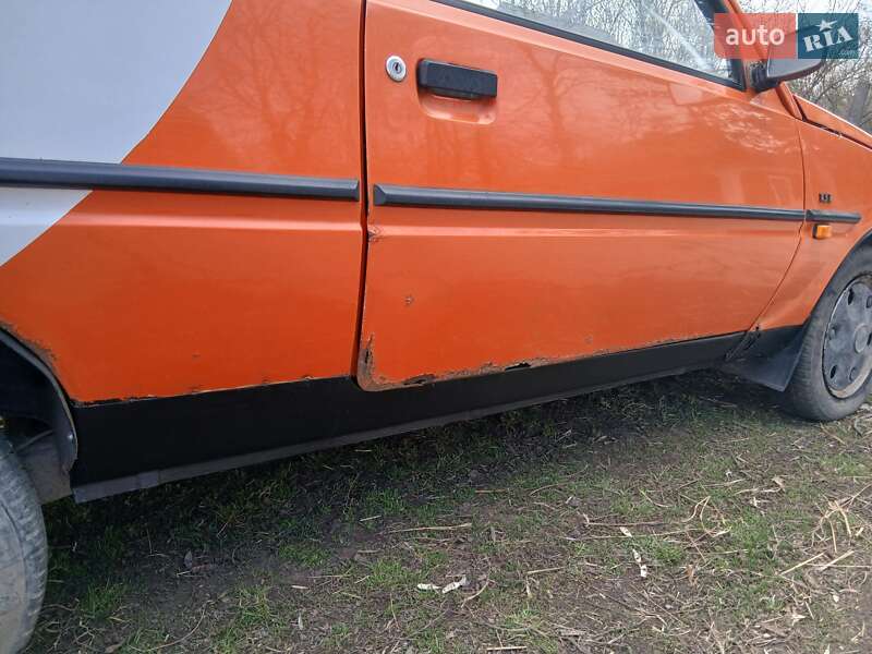 Хетчбек ЗАЗ 1102 Таврія-Нова 2004 в Озаринцях