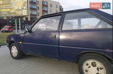 Хэтчбек ЗАЗ 1102 Таврия-Нова 2004 в 