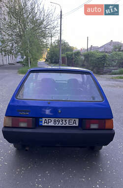 Хетчбек ЗАЗ 1102 Таврія-Нова 2001 в 