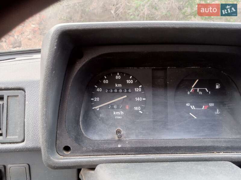 Хетчбек ЗАЗ 1102 Таврія-Нова 2002 в Чернігові