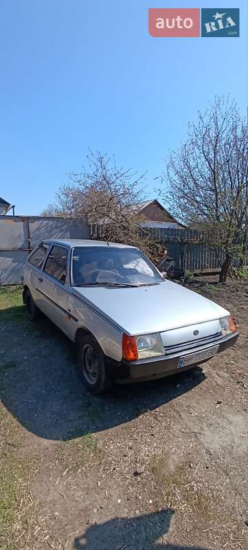 Хэтчбек ЗАЗ 1102 Таврия-Нова 2003 в 