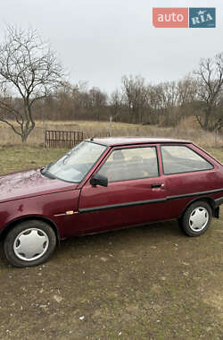 Хэтчбек ЗАЗ 1102 Таврия-Нова 1999 в 