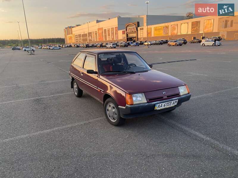 Хетчбек ЗАЗ 1102 Таврія-Нова 2005 в Києві