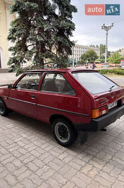 Хэтчбек ЗАЗ 1102 Таврия-Нова 2002 в 