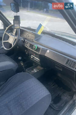 Хэтчбек ЗАЗ 1102 Таврия-Нова 2001 в 