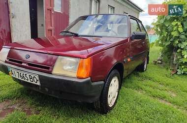 Хетчбек ЗАЗ 1102 Таврія-Нова 2000 в Яготині