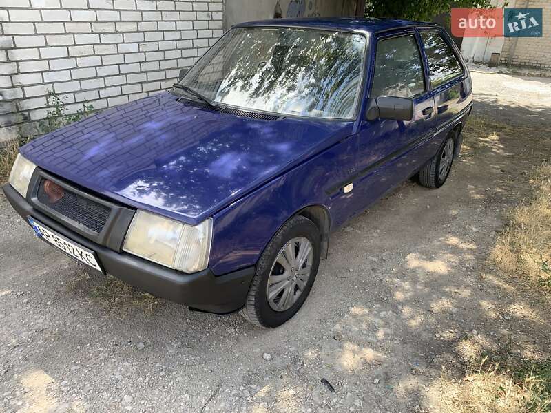 Хетчбек ЗАЗ 1102 Таврія-Нова 2001 в 
