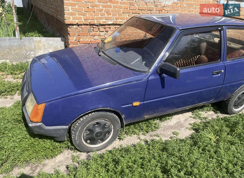 Хэтчбек ЗАЗ 1102 Таврия-Нова 2004 в 