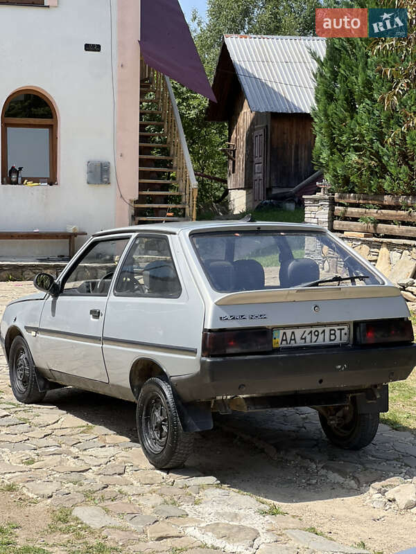 Хэтчбек ЗАЗ 1102 Таврия-Нова 2006 в 