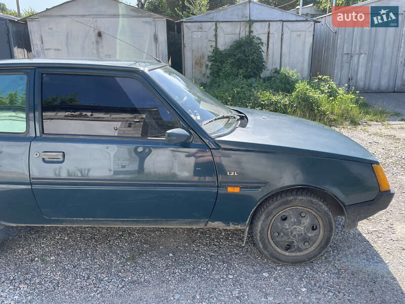 Хэтчбек ЗАЗ 1102 Таврия-Нова 2004 в Белой Церкви
