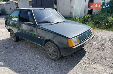Хэтчбек ЗАЗ 1102 Таврия-Нова 2004 в 