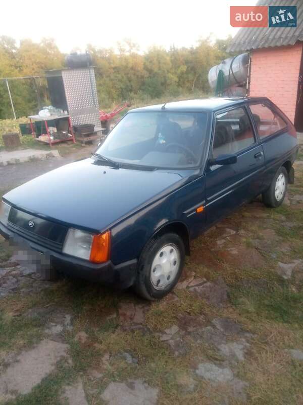 Хэтчбек ЗАЗ 1102 Таврия-Нова 2005 в Умани фото 5 Хэтчбек ЗАЗ 1102 Таврия-Нова 2005 в Умани