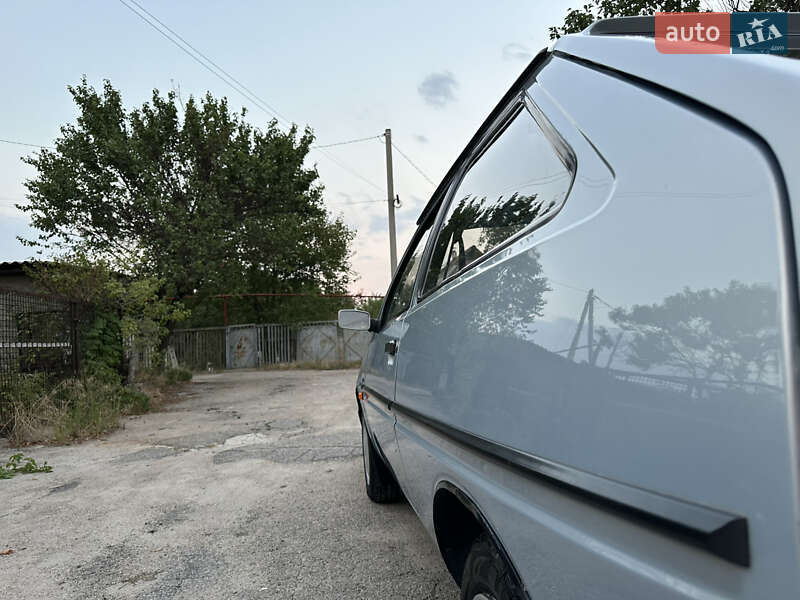 Хэтчбек ЗАЗ 1102 Таврия-Нова 2004 в Запорожье