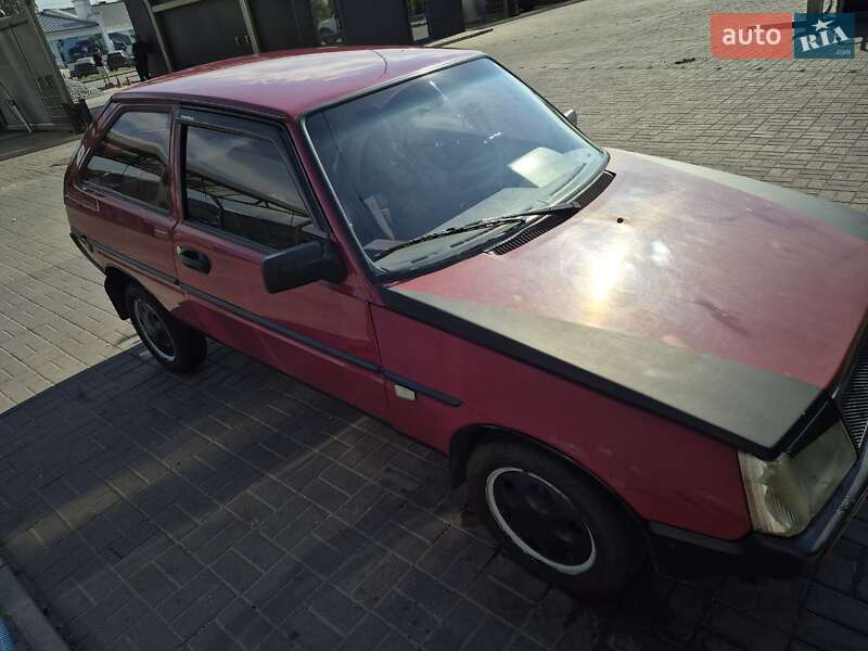 Хетчбек ЗАЗ 1102 Таврія-Нова 2004 в Дніпрі фото 2 Хетчбек ЗАЗ 1102 Таврія-Нова 2004 в Дніпрі
