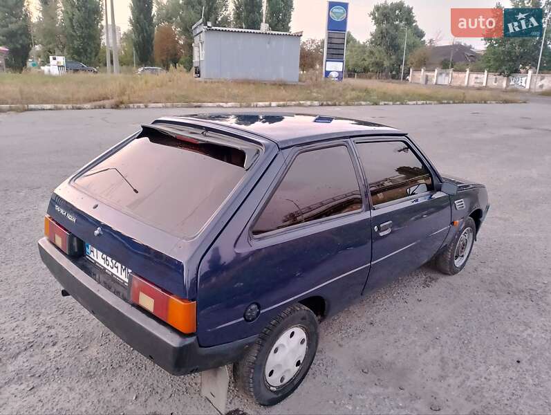 Хэтчбек ЗАЗ 1102 Таврия-Нова 2005 в Киеве