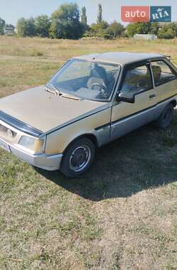 Хэтчбек ЗАЗ 1102 Таврия-Нова 2002 в 