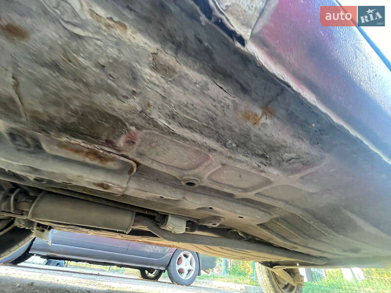 Хэтчбек ЗАЗ 1102 Таврия-Нова 2004 в Запорожье