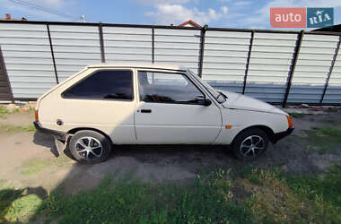 Хэтчбек ЗАЗ 1102 Таврия-Нова 2003 в 