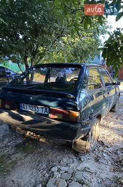 Хэтчбек ЗАЗ 1102 Таврия-Нова 2004 в 