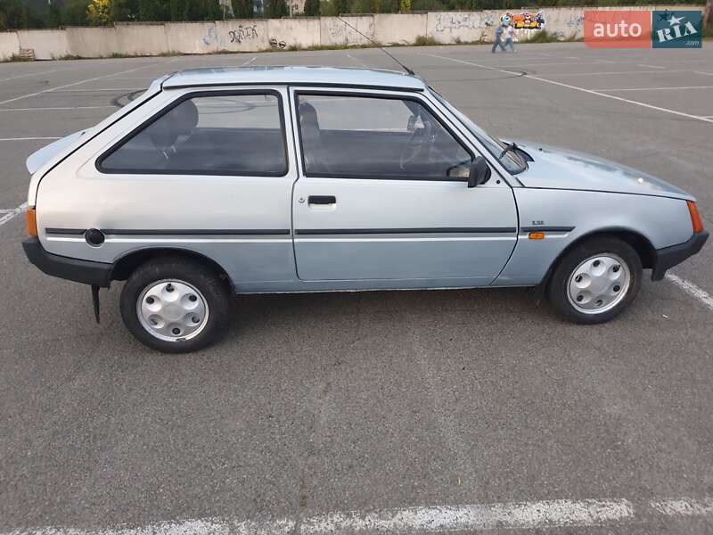 Хетчбек ЗАЗ 1102 Таврія-Нова 2004 в Києві