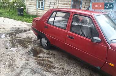 Хэтчбек ЗАЗ 1102 Таврия-Нова 2002 в 