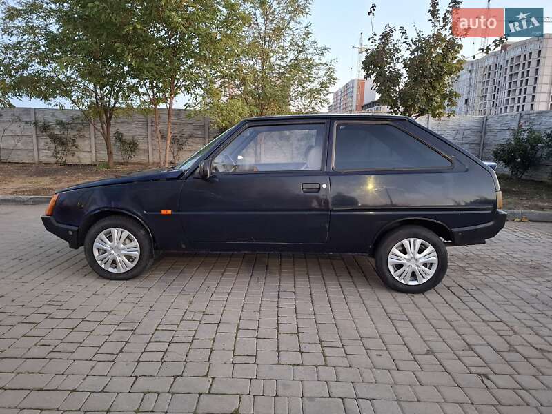 Хэтчбек ЗАЗ 1102 Таврия-Нова 1998 в Авангарде