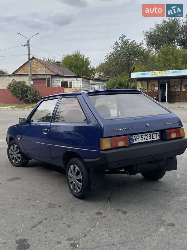 Хэтчбек ЗАЗ 1102 Таврия-Нова 2002 в Запорожье