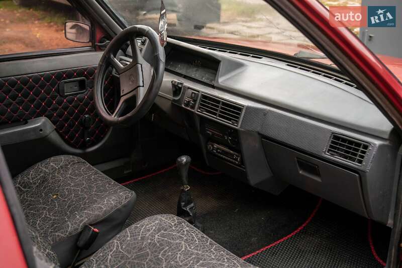 Хетчбек ЗАЗ 1102 Таврія-Нова 2006 в Запоріжжі