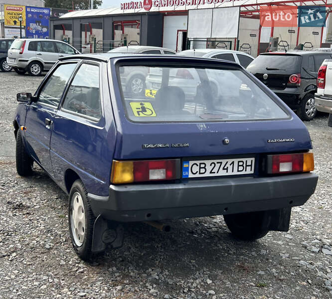 Хетчбек ЗАЗ 1102 Таврія-Нова 2002 в Прилуках