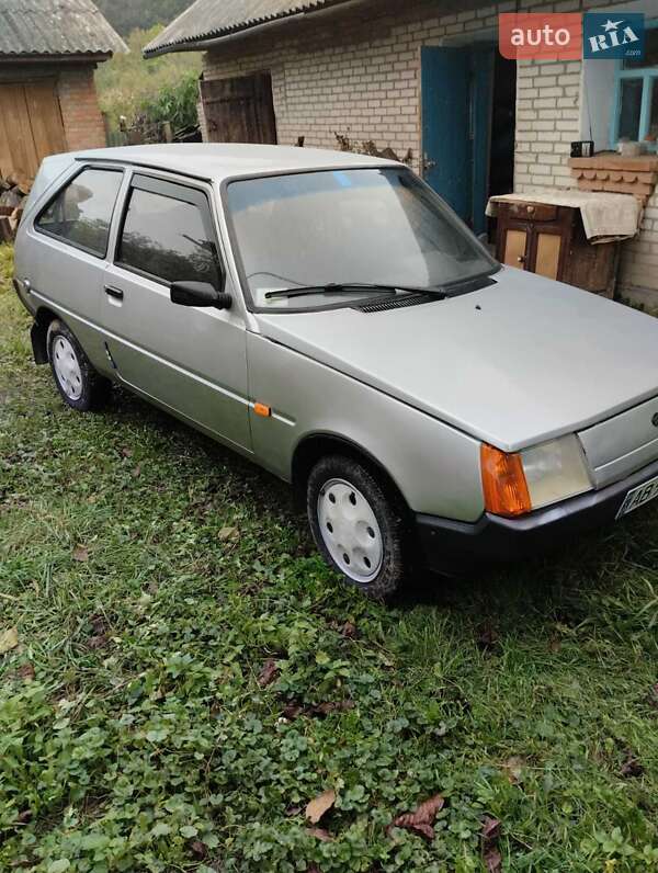 Хэтчбек ЗАЗ 1102 Таврия-Нова 2003 в Баре