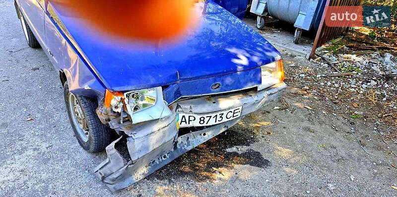 Хетчбек ЗАЗ 1102 Таврія-Нова 2004 в Запоріжжі фото 3 Хетчбек ЗАЗ 1102 Таврія-Нова 2004 в Запоріжжі