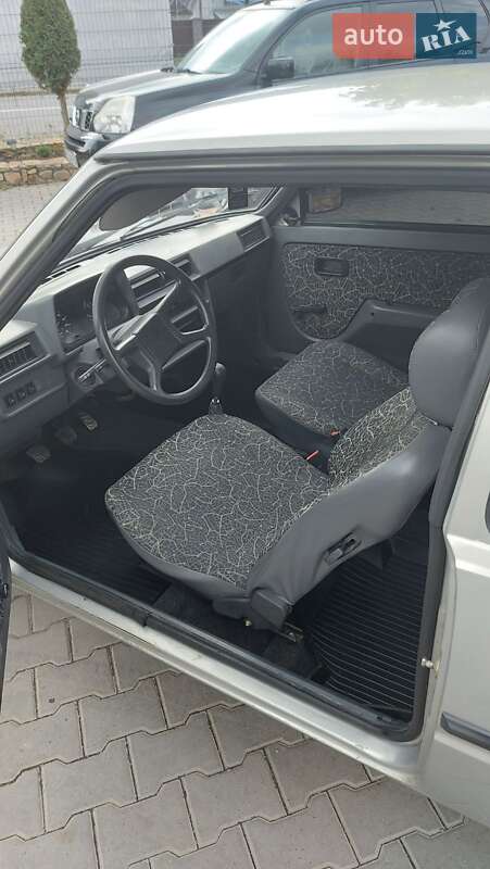 Хетчбек ЗАЗ 1102 Таврія-Нова 2007 в Могилів-Подільському фото 3 Хетчбек ЗАЗ 1102 Таврія-Нова 2007 в Могилів-Подільському