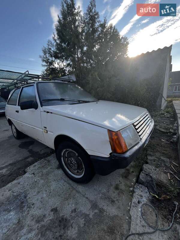 Хэтчбек ЗАЗ 1102 Таврия-Нова 2003 в Одессе фото 6 Хэтчбек ЗАЗ 1102 Таврия-Нова 2003 в Одессе
