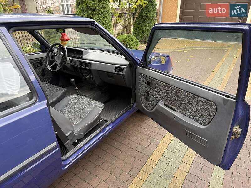 Хэтчбек ЗАЗ 1102 Таврия-Нова 2004 в Стрые фото 21 Хэтчбек ЗАЗ 1102 Таврия-Нова 2004 в Стрые