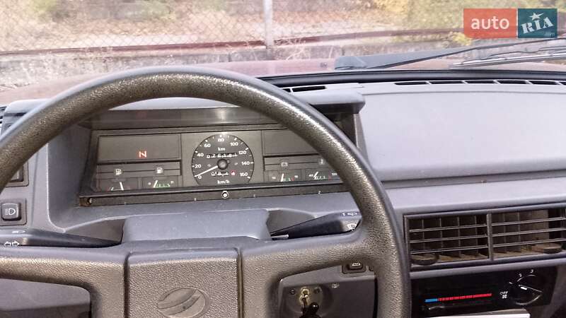 Хэтчбек ЗАЗ 1102 Таврия-Нова 2001 в Запорожье фото 2 Хэтчбек ЗАЗ 1102 Таврия-Нова 2001 в Запорожье