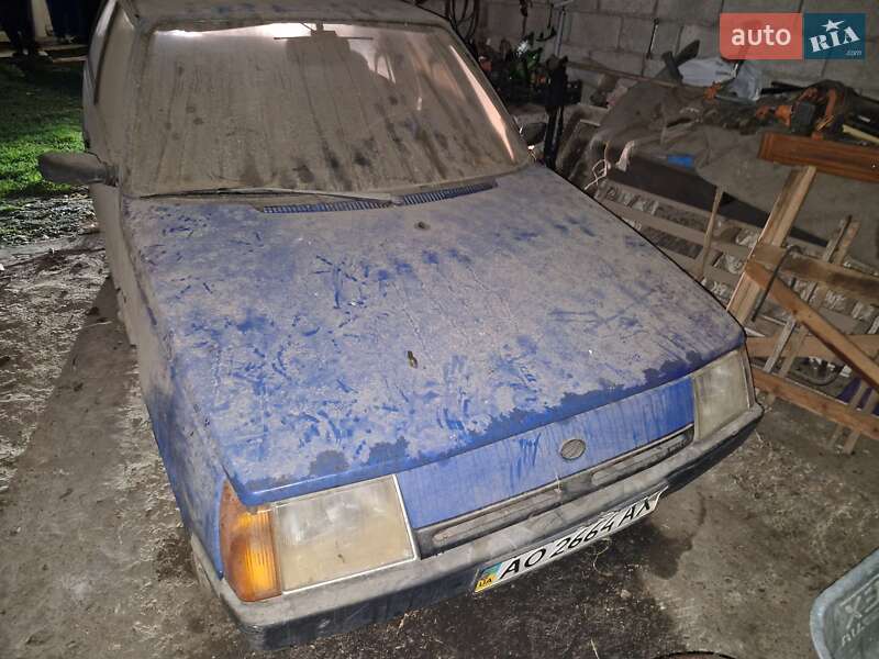 Хэтчбек ЗАЗ 1102 Таврия-Нова 1998 в Ужгороде