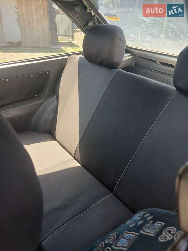 Хетчбек ЗАЗ 1102 Таврія-Нова 2004 в Кам'янець-Подільському фото 3 Хетчбек ЗАЗ 1102 Таврія-Нова 2004 в Кам'янець-Подільському