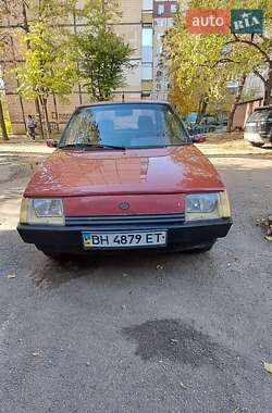 Хэтчбек ЗАЗ 1102 Таврия-Нова 2003 в Днепре Хэтчбек ЗАЗ 1102 Таврия-Нова 2003 в Днепре