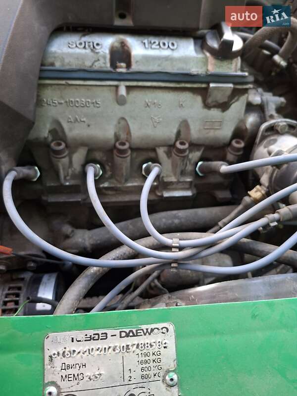 Хетчбек ЗАЗ 1102 Таврія-Нова 2003 в Дніпрі фото 4 Хетчбек ЗАЗ 1102 Таврія-Нова 2003 в Дніпрі