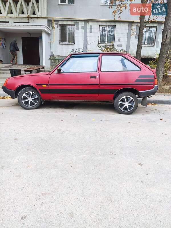 Хэтчбек ЗАЗ 1102 Таврия-Нова 2003 в Запорожье