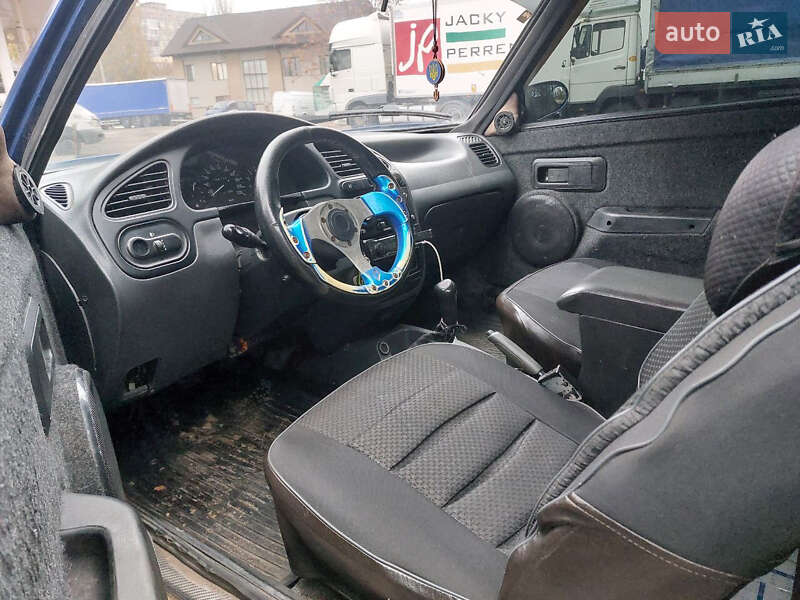 Хетчбек ЗАЗ 1102 Таврія-Нова 2001 в Дніпрі фото 11 Хетчбек ЗАЗ 1102 Таврія-Нова 2001 в Дніпрі