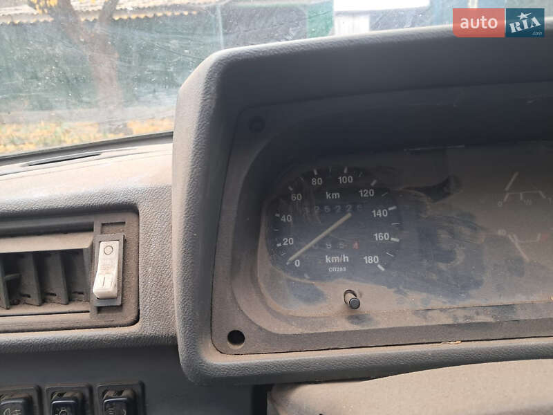 Хэтчбек ЗАЗ 1102 Таврия-Нова 2004 в Славянске фото 4 Хэтчбек ЗАЗ 1102 Таврия-Нова 2004 в Славянске