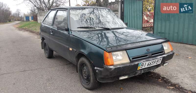 Хетчбек ЗАЗ 1102 Таврія-Нова 2000 в Кременчуці