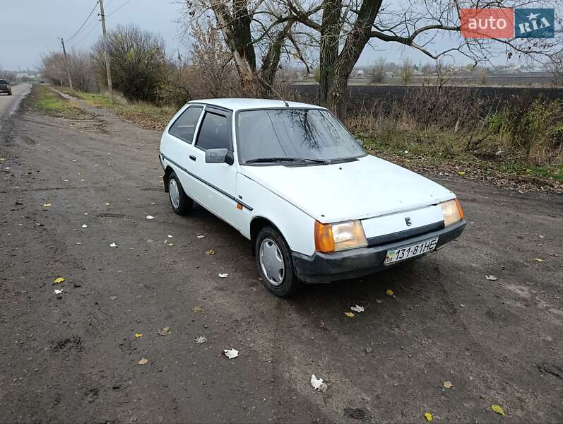 Хетчбек ЗАЗ 1102 Таврія-Нова 2001 в Новомиколаївці фото 9 Хетчбек ЗАЗ 1102 Таврія-Нова 2001 в Новомиколаївці