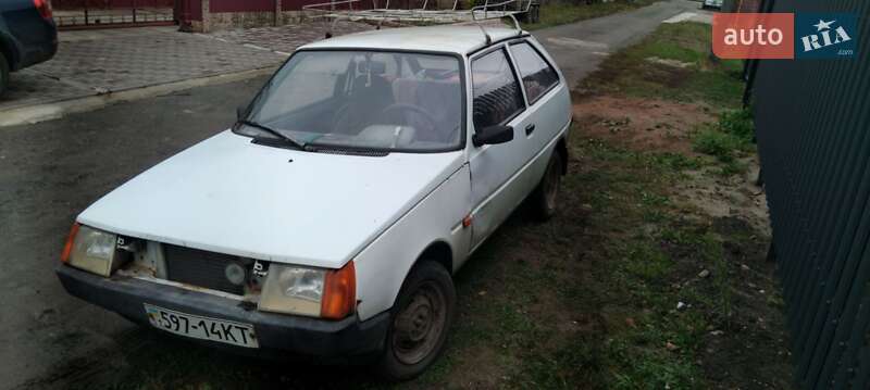 Хэтчбек ЗАЗ 1102 Таврия-Нова 2003 в Козельце