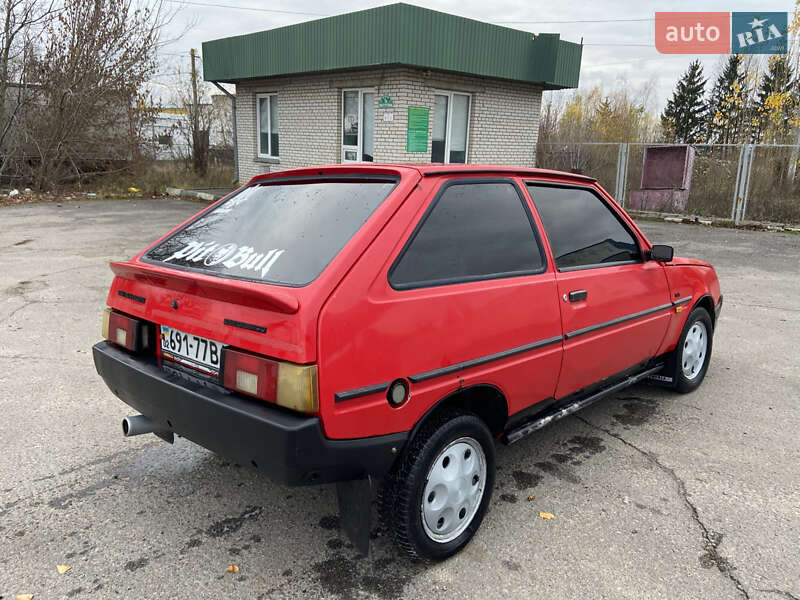 Хэтчбек ЗАЗ 1102 Таврия-Нова 2003 в Шаргороде фото 5 Хэтчбек ЗАЗ 1102 Таврия-Нова 2003 в Шаргороде