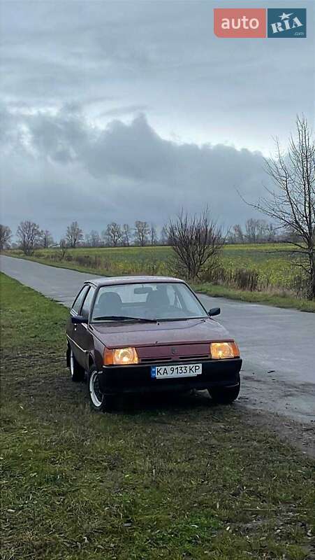 Хэтчбек ЗАЗ 1102 Таврия-Нова 1998 в Броварах фото 2 Хэтчбек ЗАЗ 1102 Таврия-Нова 1998 в Броварах